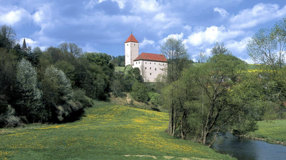 Burg Trausnitz im Tal bei Pfreimd